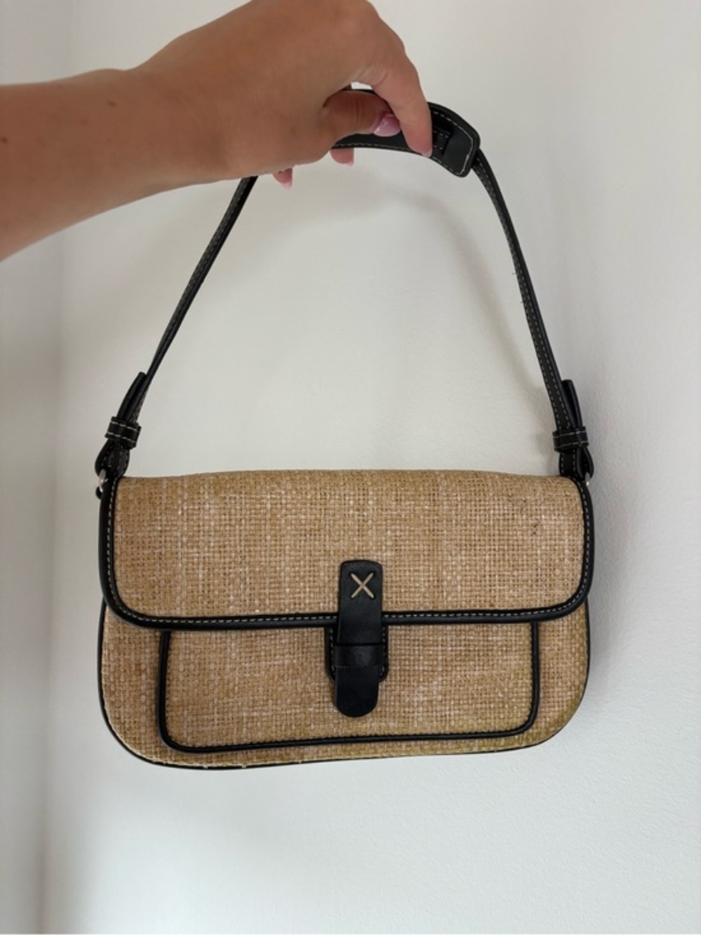 Vintage Ann Taylor Y2K mini Straw Shoulder Bag with Black leather Trim